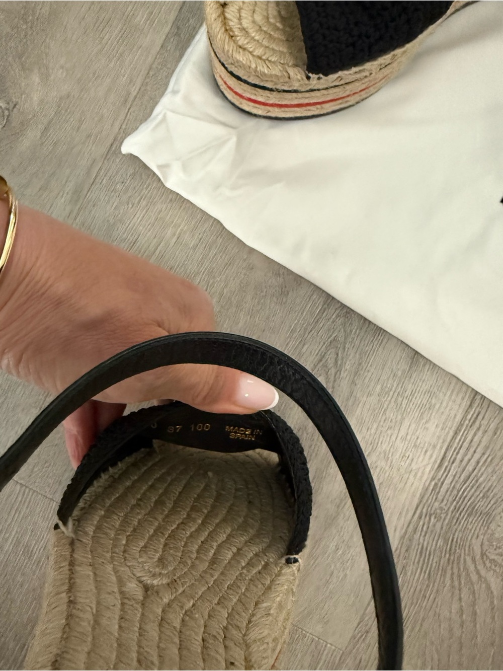 Gucci Black Raffia Espadrille Sandals with Gold Crystal Double G - Picture 8 of 14